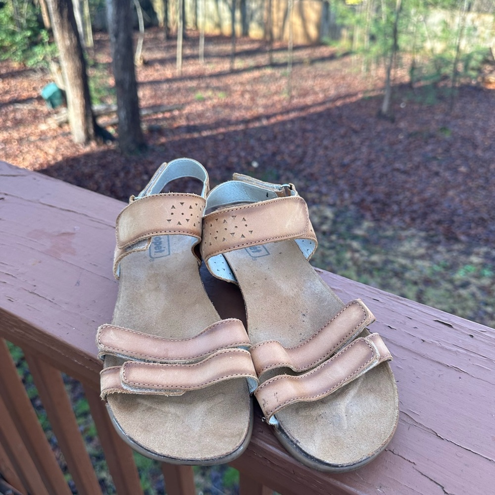 Propet tan leather sandals